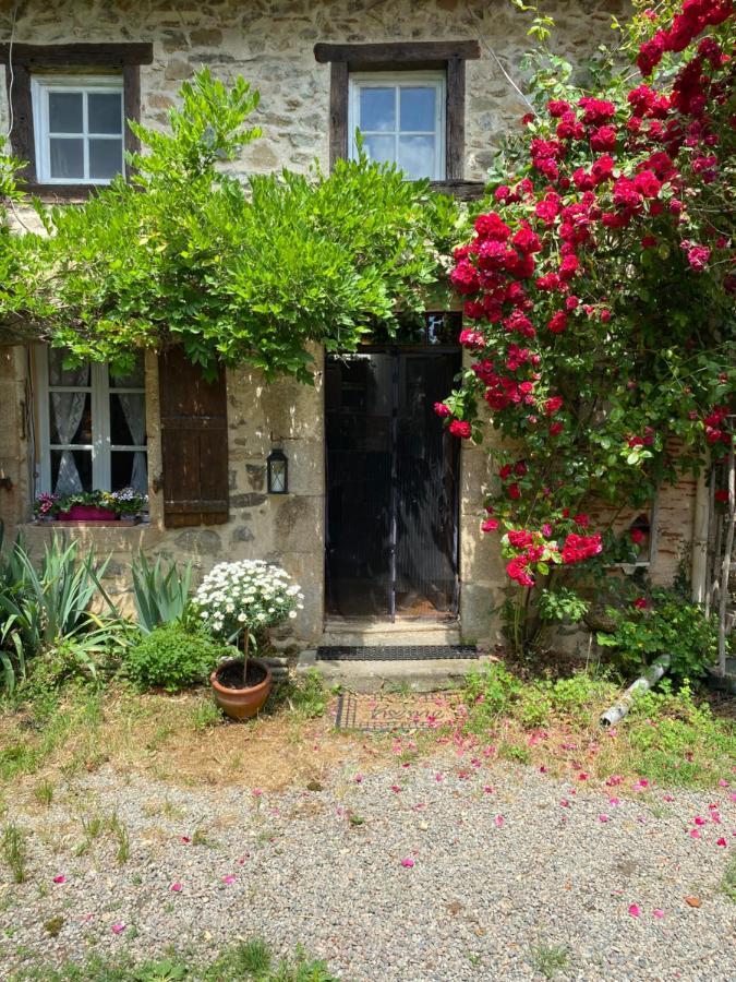 Red Gate Cottage Saulgond Esterno foto
